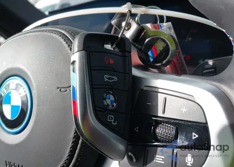 2024 BMW I4 Gran Coupe M50 z USA, uszkodzony, nr VIN WBY33AW08RFT02632